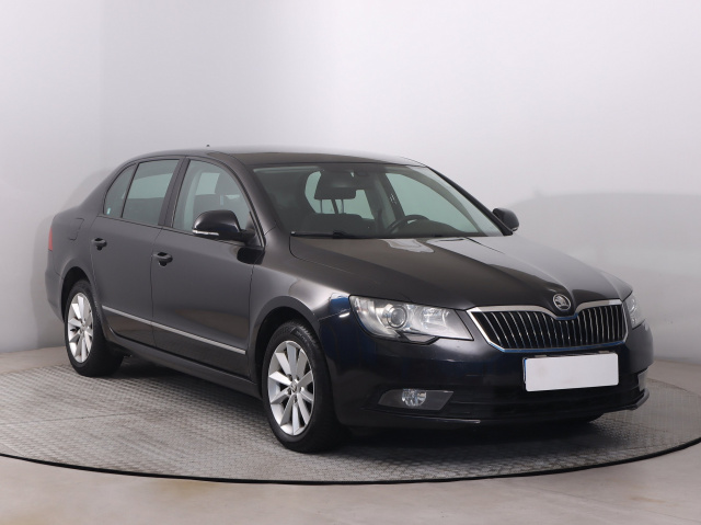 Škoda Superb, 2014
