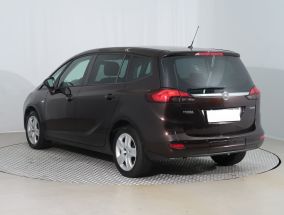 Opel Zafira - 2016
