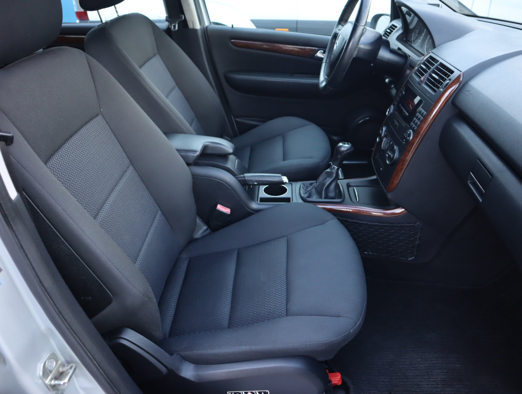 Mercedes-Benz A