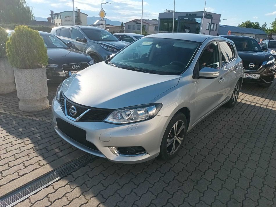 Nissan Pulsar - 2015