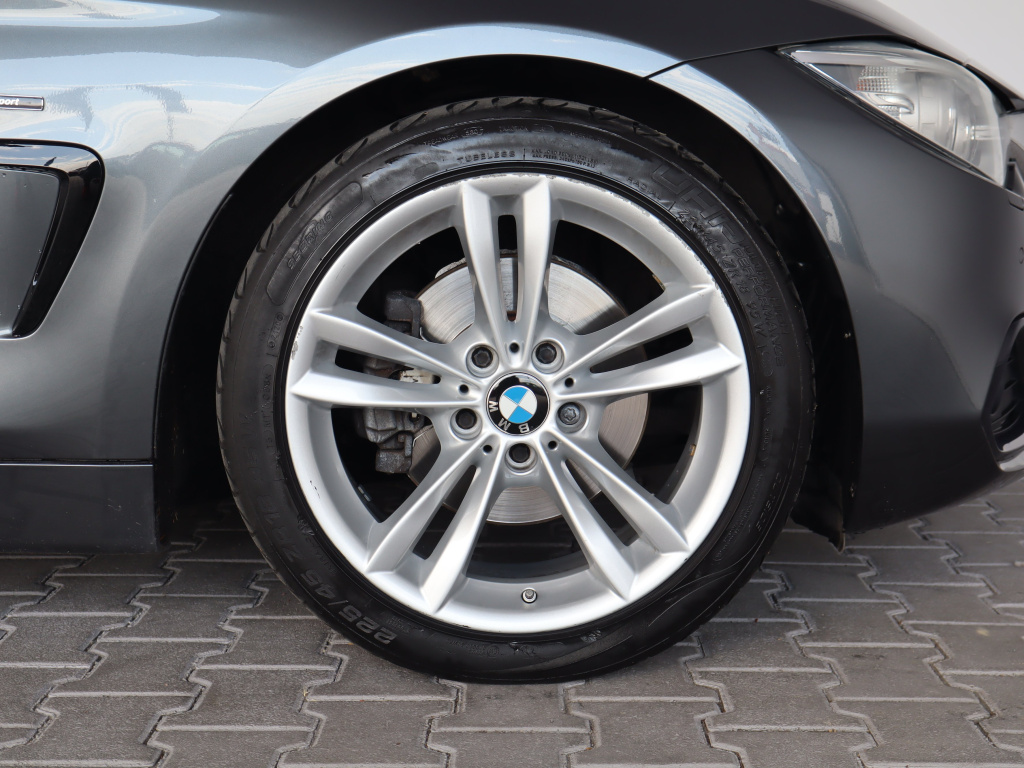 BMW 4