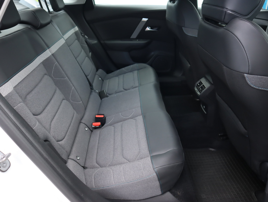 Citroen C4 X