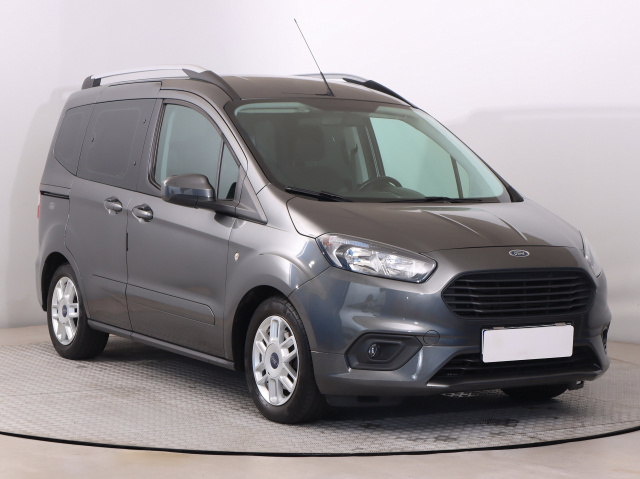 Ford Tourneo Courier 2020