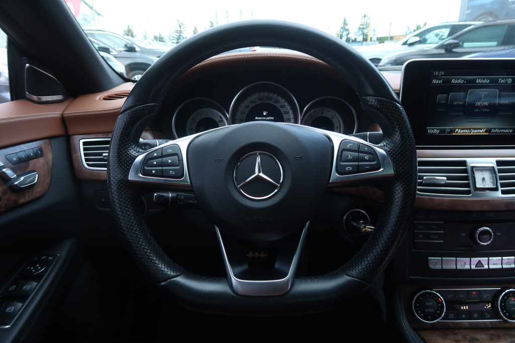 Mercedes-Benz CLS