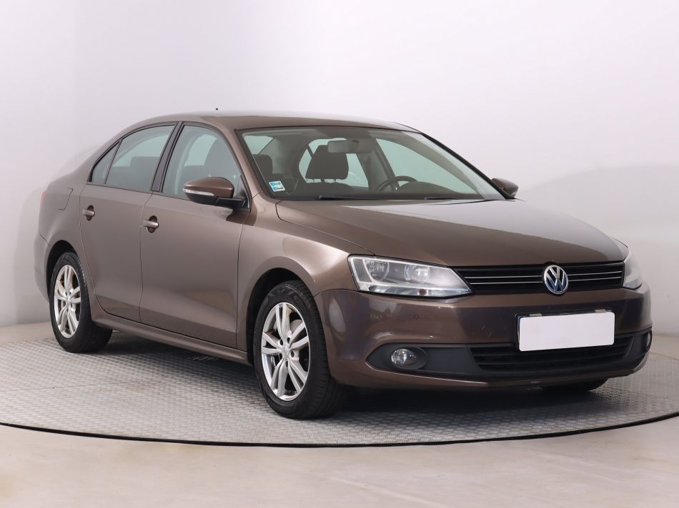 Volkswagen Jetta - 2013