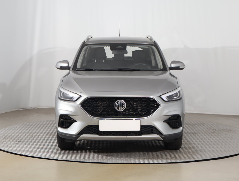 MG ZS SUV, 2025