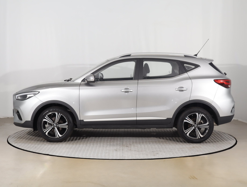 MG ZS SUV, 2025