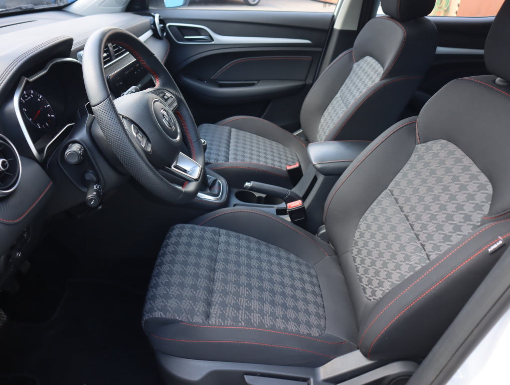 MG ZS SUV