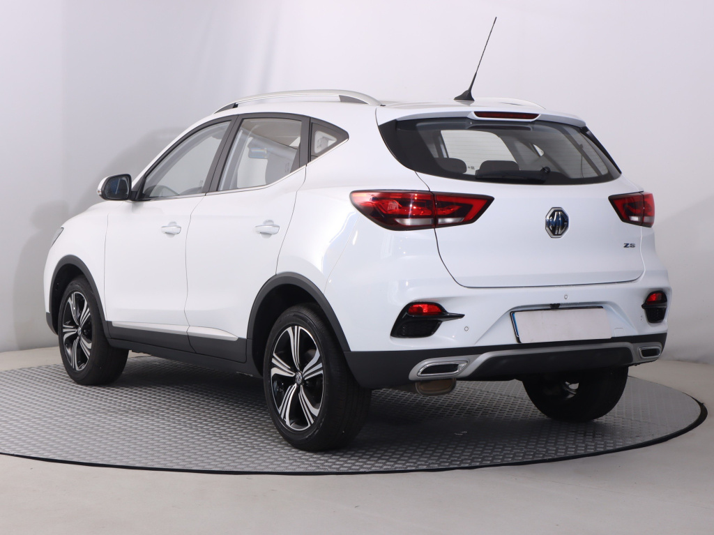 MG ZS SUV