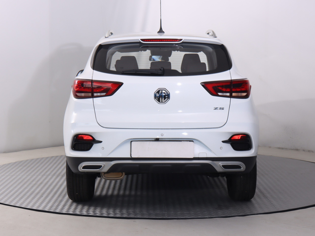 MG ZS SUV