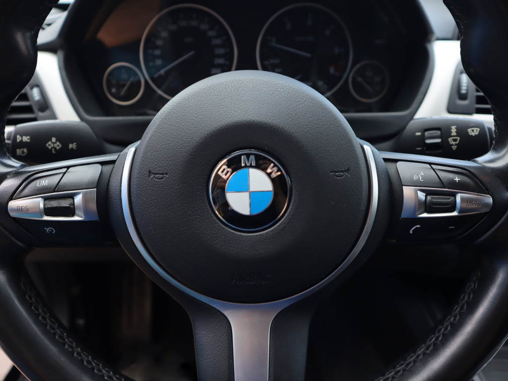 BMW 3