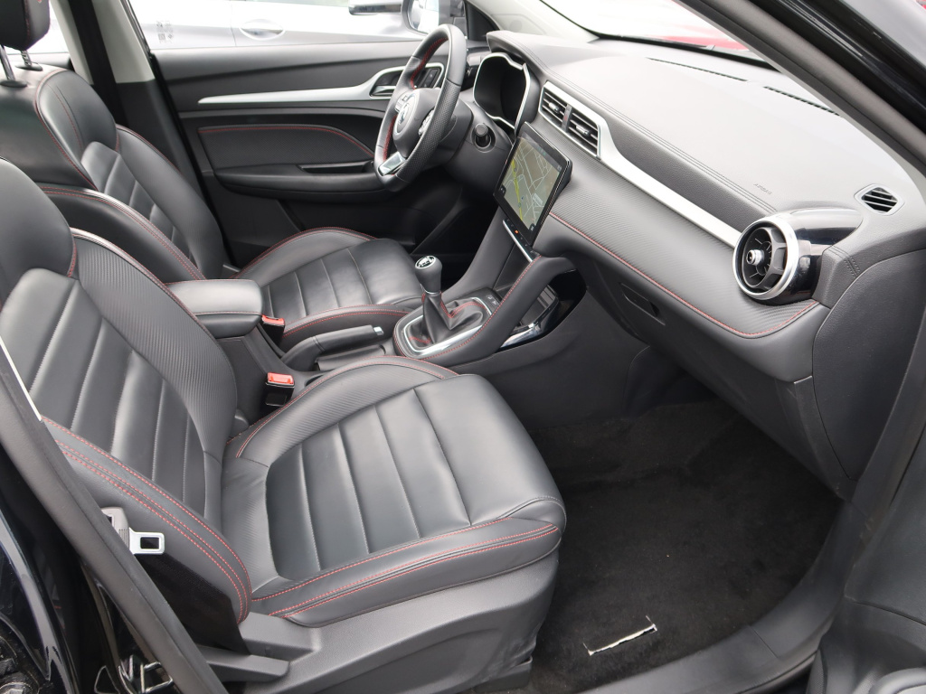 MG ZS SUV