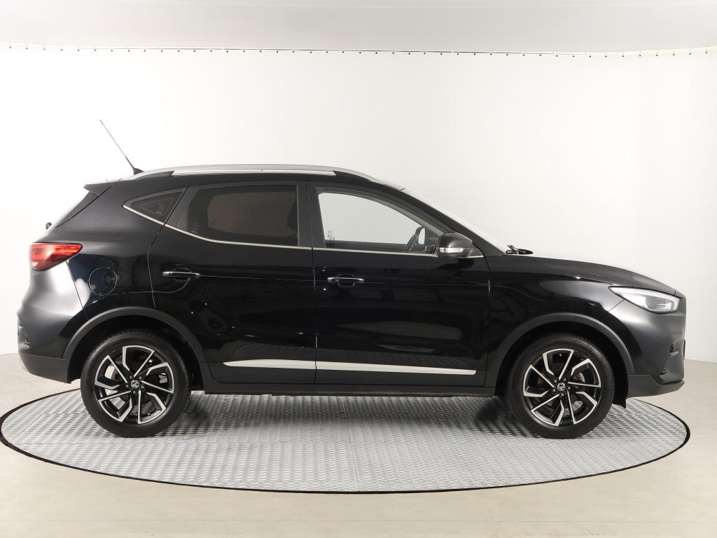 MG ZS SUV