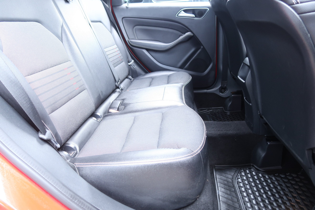 Mercedes-Benz B