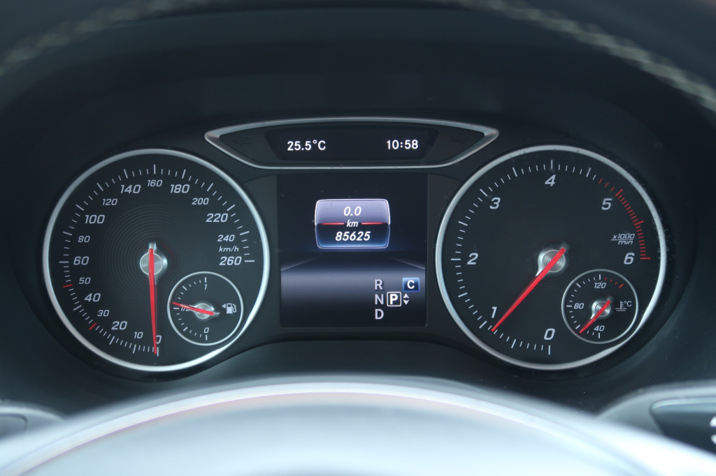 Mercedes-Benz B