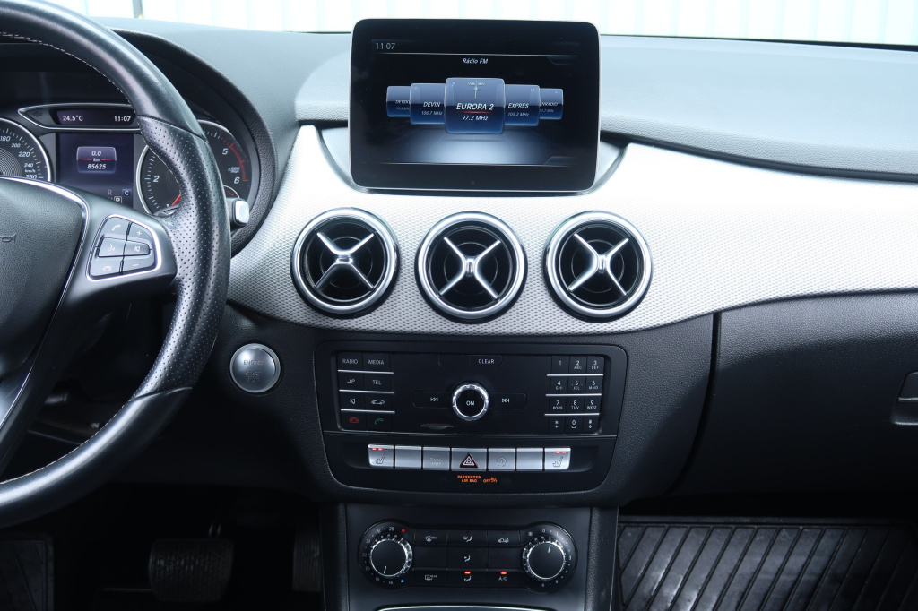 Mercedes-Benz B