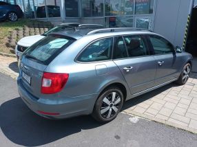 Skoda Superb - 2011