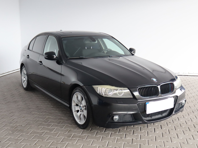 BMW 320 i, 2010