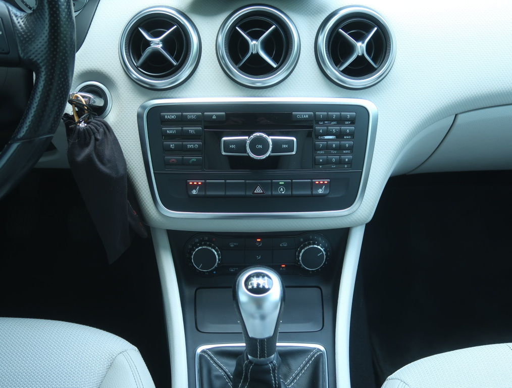 Mercedes-Benz A