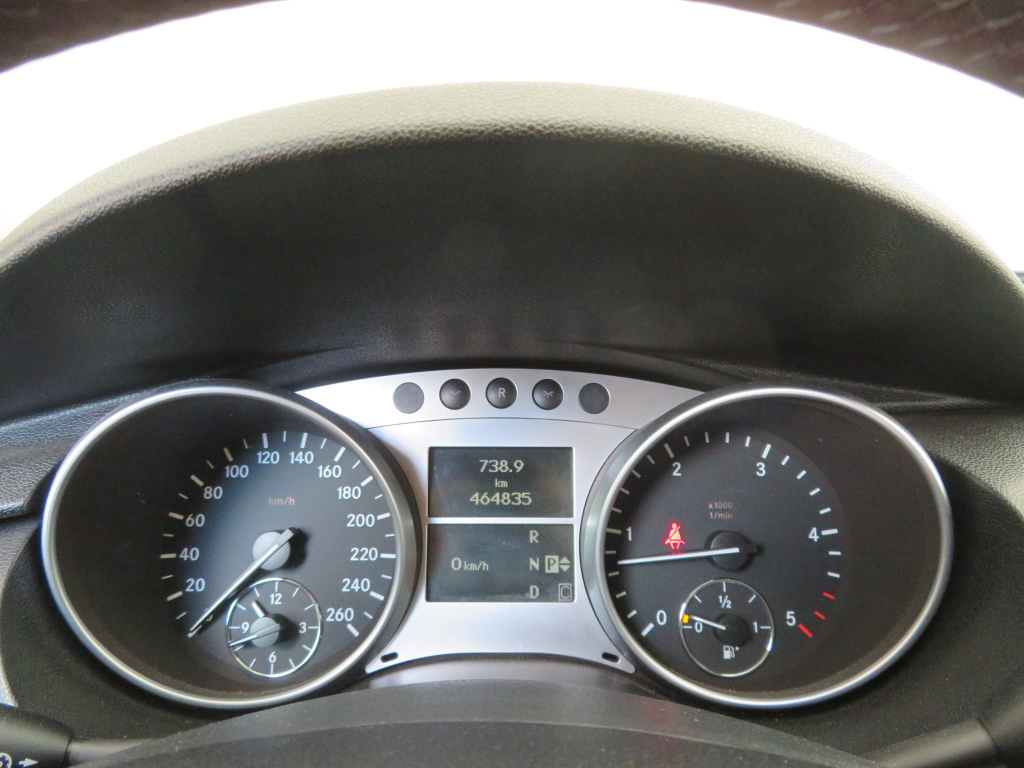 Mercedes-Benz R