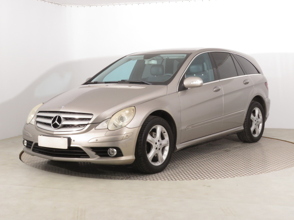 Mercedes-Benz R