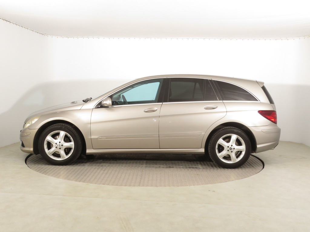 Mercedes-Benz R