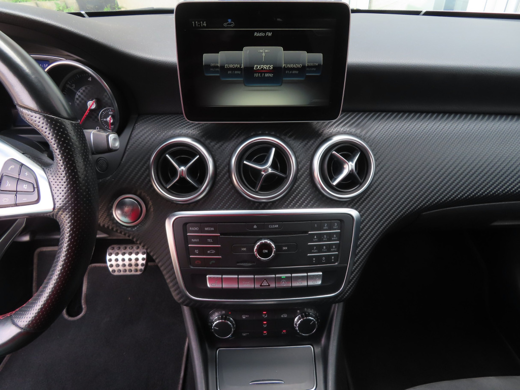 Mercedes-Benz A