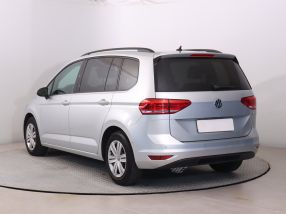 Volkswagen Touran - 2016