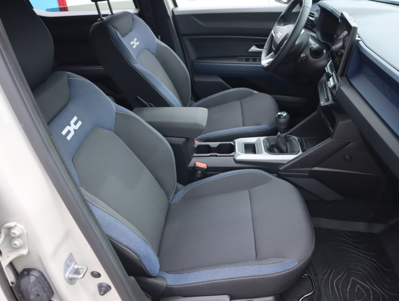 Dacia Duster, 2025
