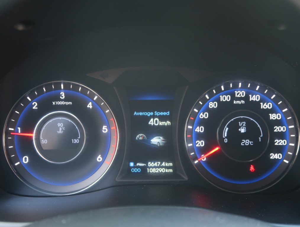Hyundai i40