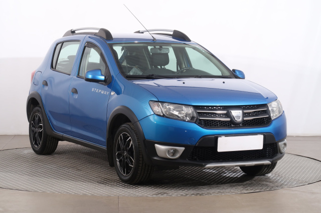 Dacia Sandero 2015