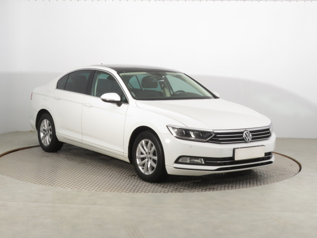 Volkswagen Passat, 2019