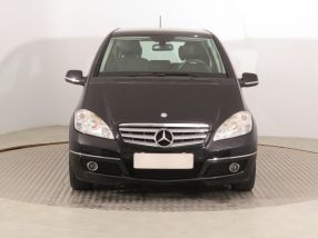 Mercedes-Benz A - 2011