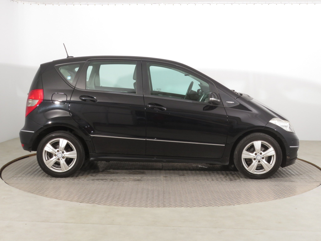 Mercedes-Benz A