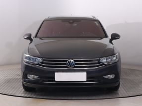 Volkswagen Passat - 2021