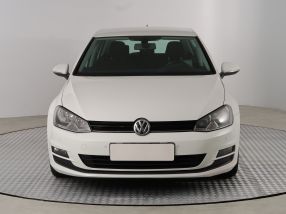 Volkswagen Golf - 2016