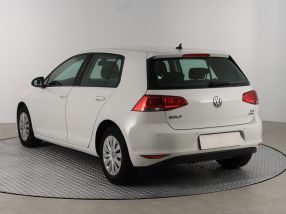 Volkswagen Golf - 2016