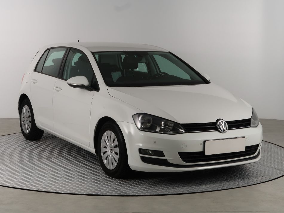 Volkswagen Golf - 2016