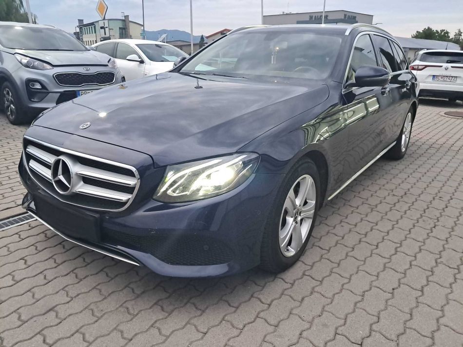 Mercedes-Benz E - 2018
