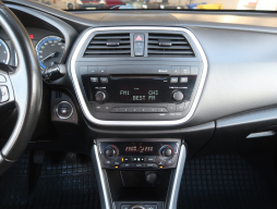 Suzuki SX4 S-Cross 2015