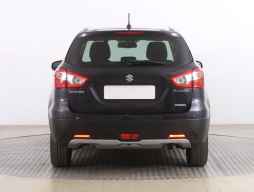 Suzuki SX4 S-Cross 2015
