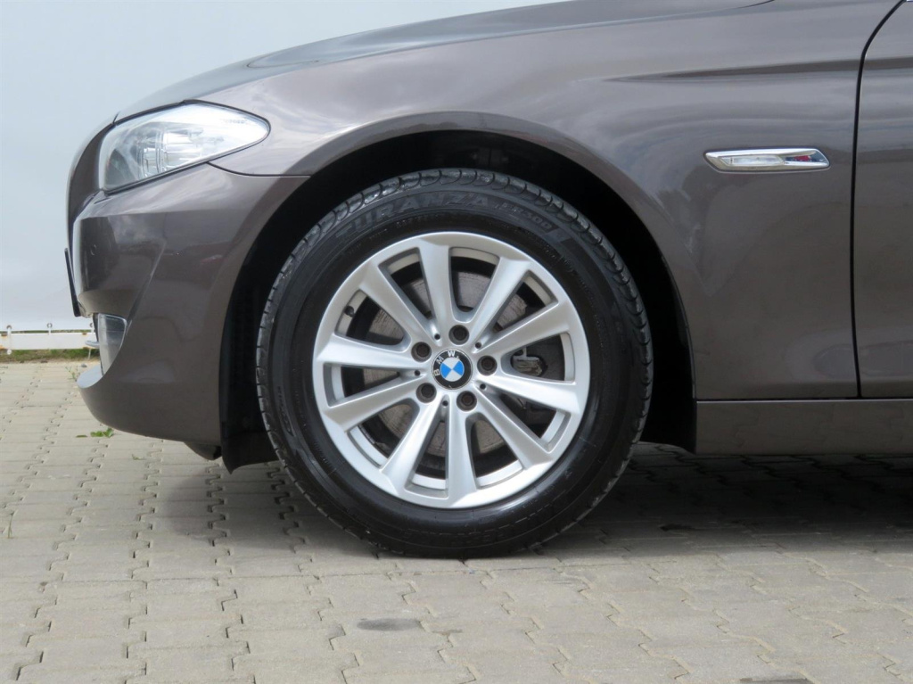 BMW 5