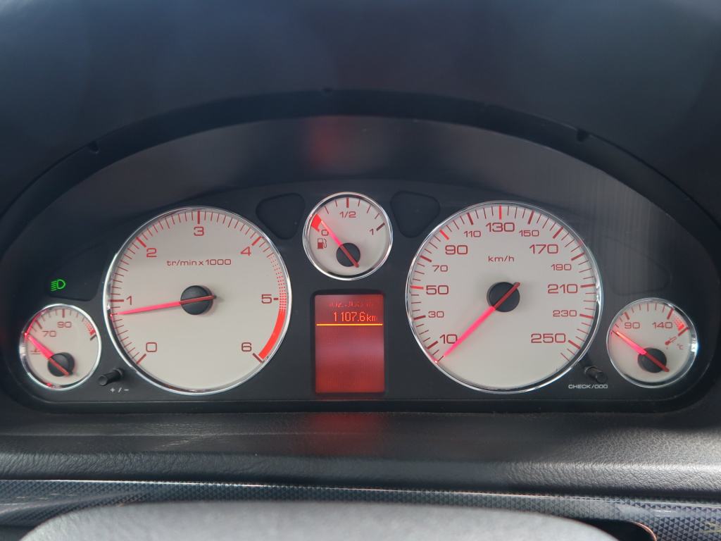 Peugeot 407