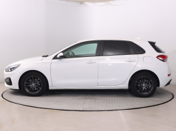 Hyundai i30 2021
