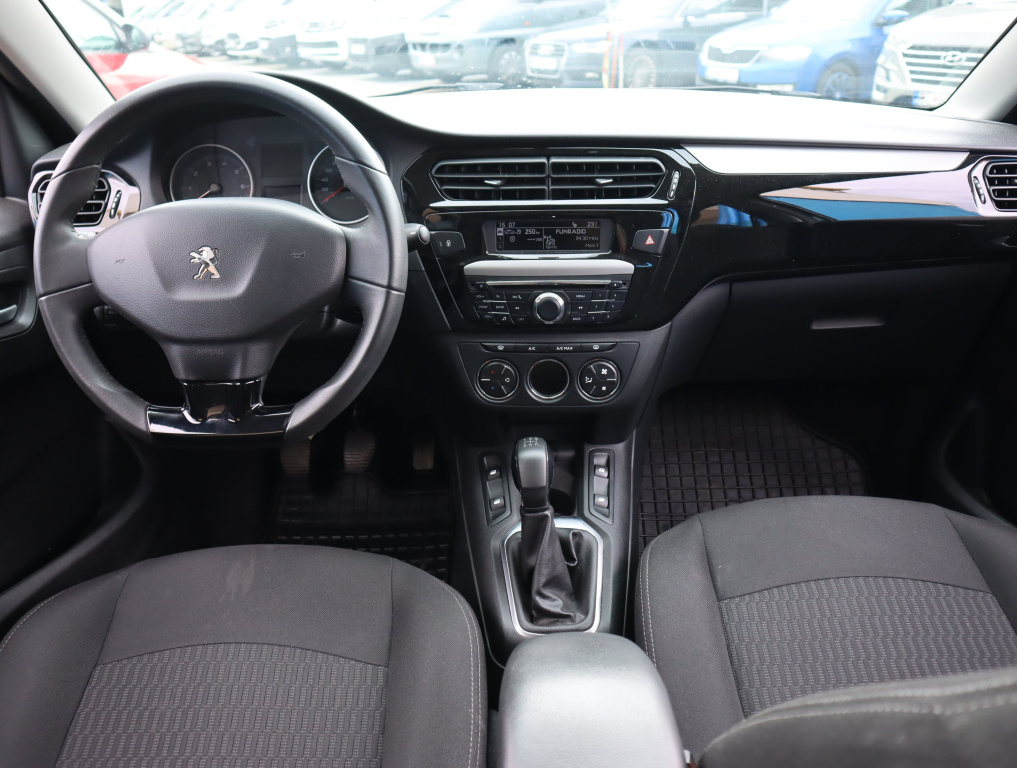 Peugeot 301