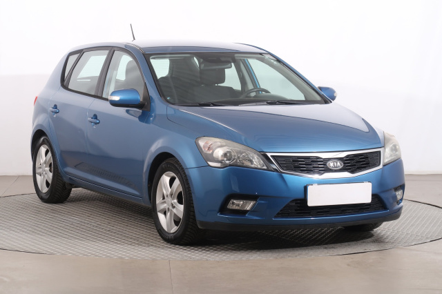 Kia Ceed, 2011