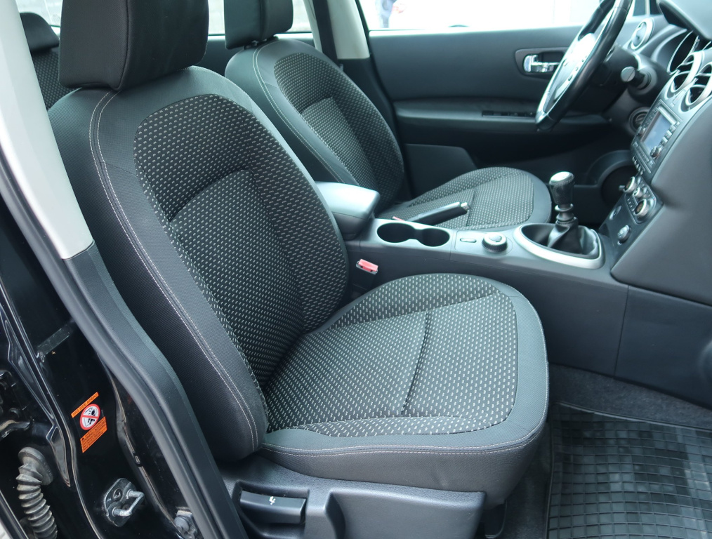Nissan Qashqai+2