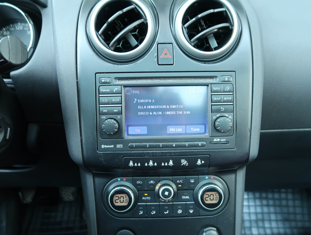 Nissan Qashqai+2