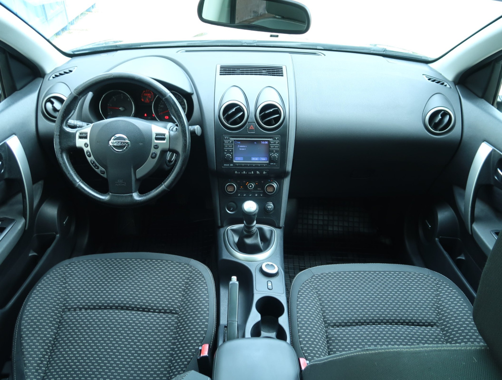 Nissan Qashqai+2