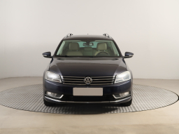Volkswagen Passat 2011